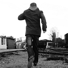 Oedipus leaves Corinth.