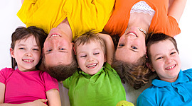 Timeline: ¡Tras los pasos de la infancia y la adolescencia!