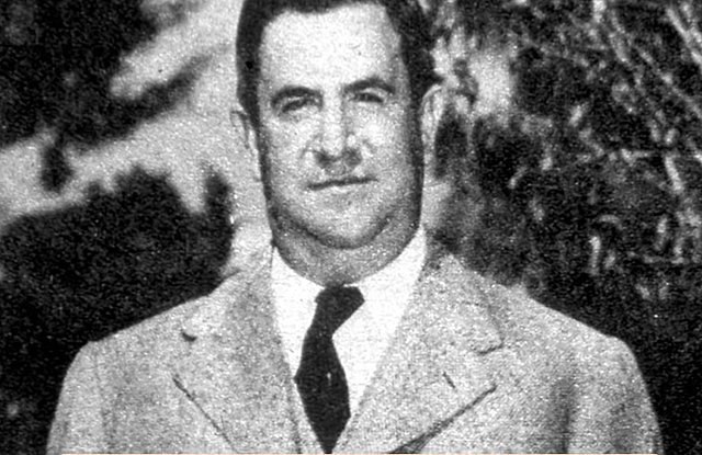 El general Manuel Ávila Camacho declaró ese formato como el oficial