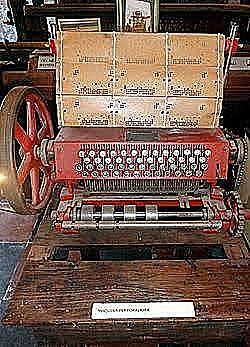 MÁQUINA DE TELER JAQCUARD