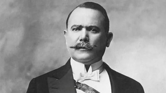 Álvaro Obregón a cargo de la presidencia