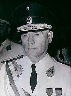 NICOLAS LINDLEY LOPEZ