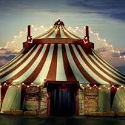 Timeline: Historia del circo- Karla Briones