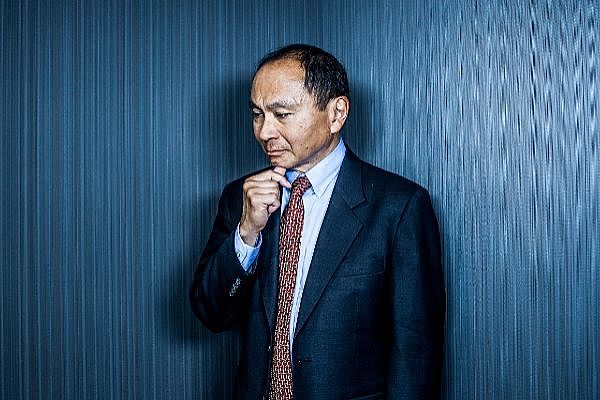 ¿El fin de la Historia? de Francis Fukuyama.