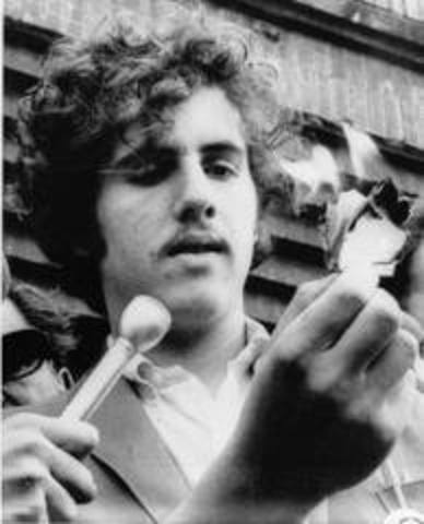 Students Burn Draft Cards