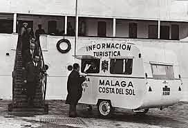 Creación de los estudios de Turismo