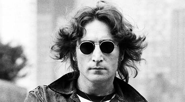 John Lennon es asesinado en Nueva York