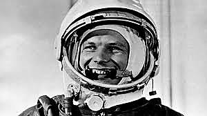 EL PRIMER VOL ESPACIAL