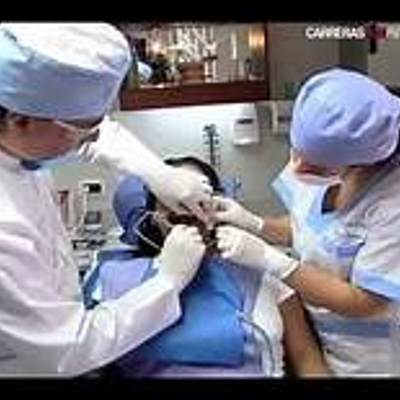 Timeline: MOMENTOS HISTORICOS EN LA ODONTOLOGIA