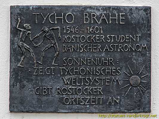 Brahe termina sus estudios en Rostock