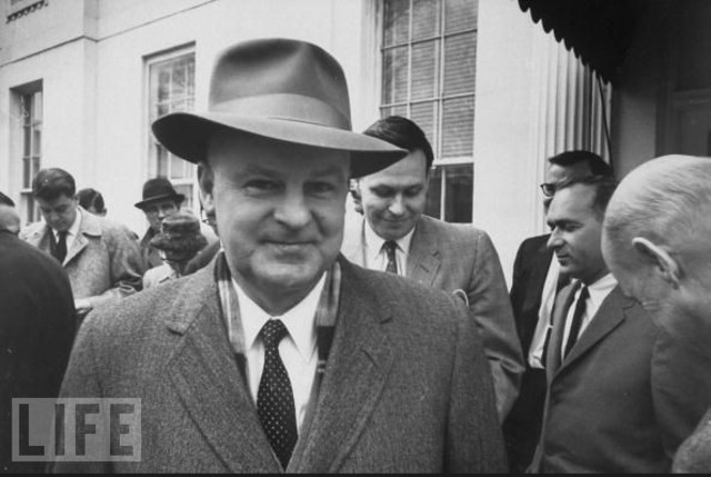 NEW SOVIET AMBASSADOR ARRIVES IN WASHINGTON DC