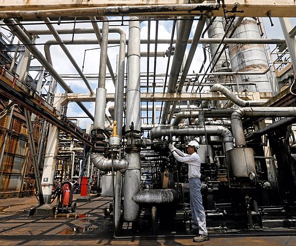 TERCERA ETAPA: (El Industrialismo)