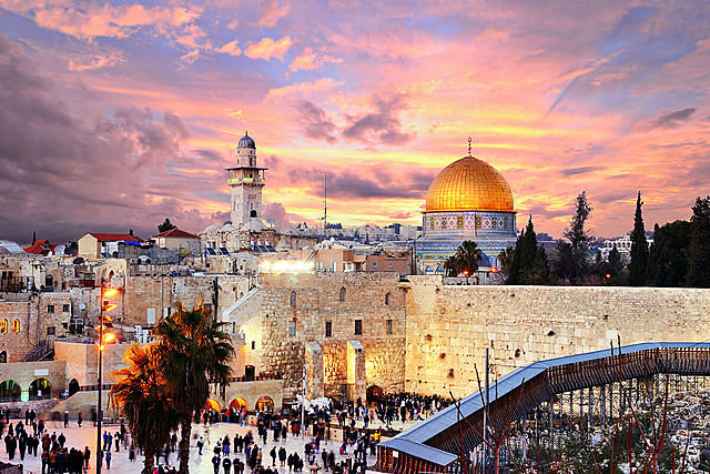 Emprendió su camino