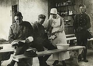 Men And Women Are Treated Equally (-1)