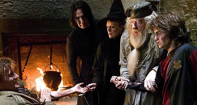 Harry meets the teaches at Hogwarts