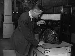 Primer sistema de radio