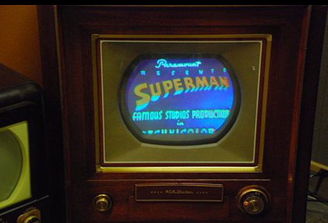 Primera televisión a color