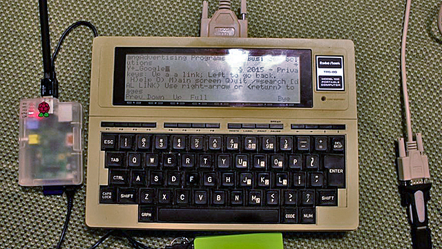 ARPANET se separa de la red militar y nace Internet