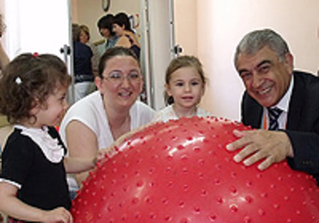 In Armenia, parliamentarians commit to invest in early childhood development programmes