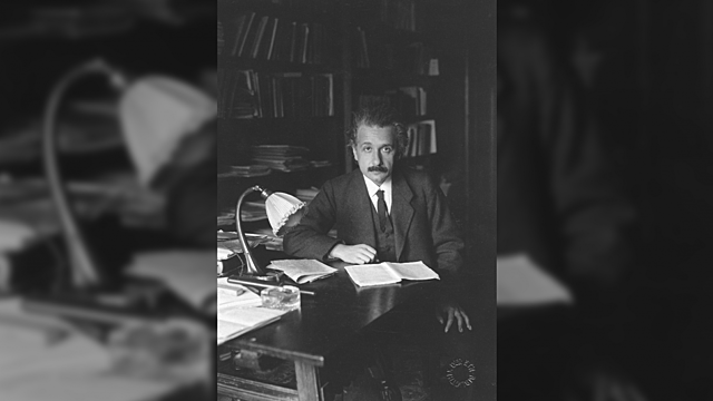 Publicació de la teoria de la relativitat