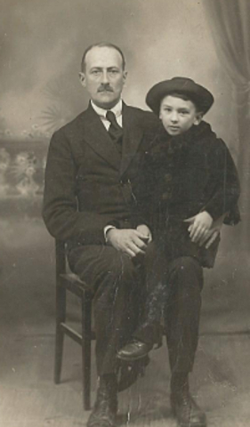 Ayuda (mediados siglo xx).