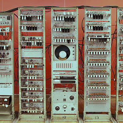 Timeline: Generaciones de ordenadores