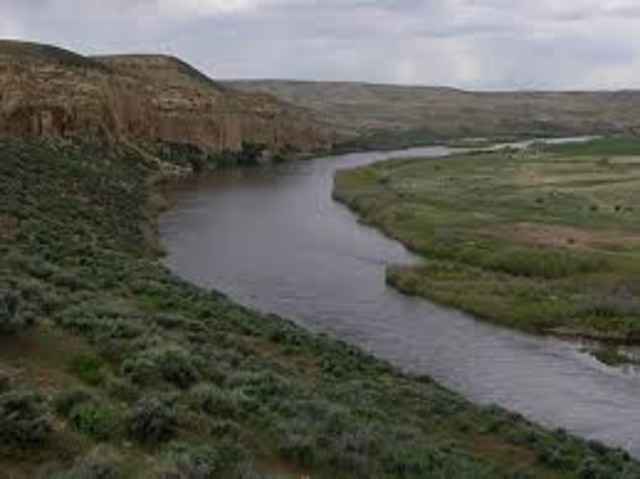 Tamsen Donner writes that they are now at the Platte River, 200 miles (320 km) from Fort Laramie