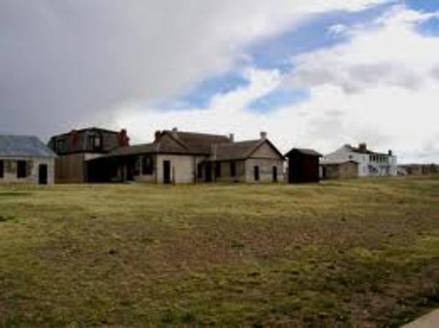 William Russell relinquishes his position as captain of the wagon train because he, Edwin Bryant, and others have decided to trade in their wagons and teams for mules in order to travel more quickly.