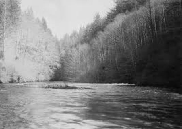 The Boggs Company reaches the Little Sandy River,
