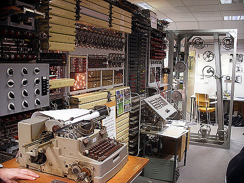 Alan Turing construye el Colossus