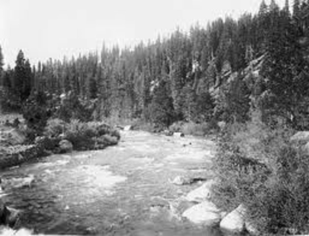 The Donner Party arrives at the Truckee River.