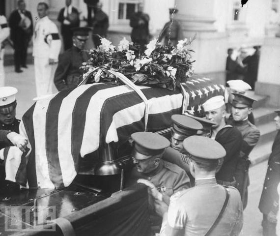Warren G. Harding dies.