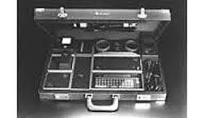 1966 AT&T diseñó el primer MODEM