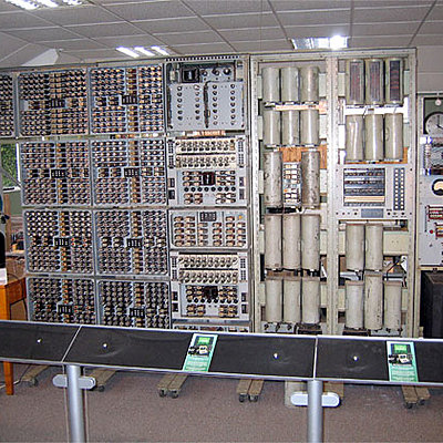 Timeline: Generaciones de Ordenadores