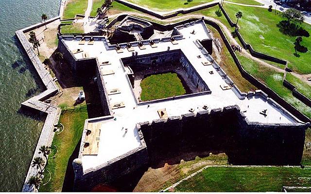 St. Augustine, the first European colony in present day America, is founded.