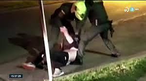 Agentes de la Policía en Colombia matan a un abogado aplicando descargas eléctricas. (EXTRALABORAL)