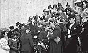 otorgar el diploma de bachiller