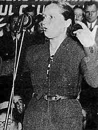 las mujeres acceden a la educación universitaria