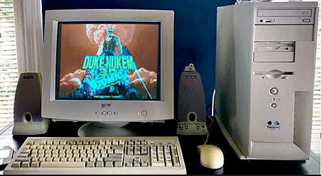 Al PC le sale competencia