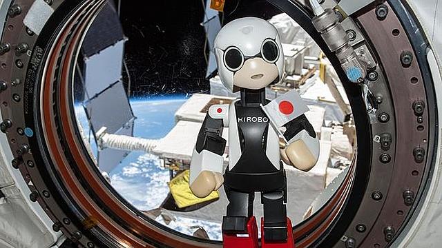 Robot astronauta