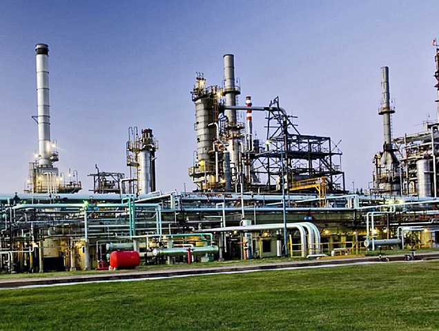 Fundación de la Refinería de San Lorenzo