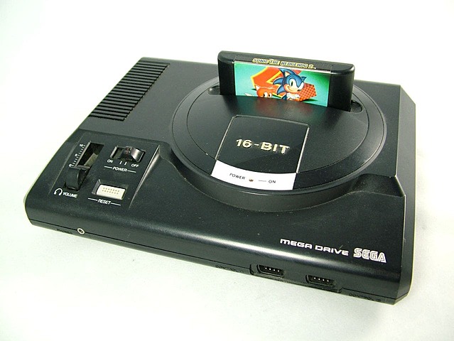 "MEGA DRIVE" por Sega.