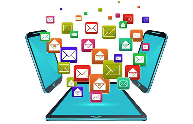 LOS EMAILS Y MENSAJES DE TEXTO