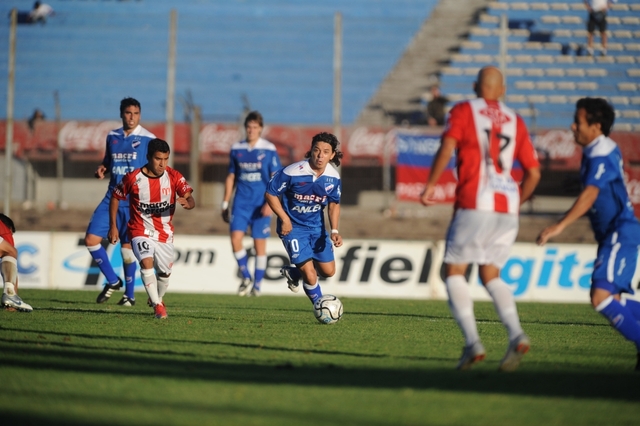 Gallardo brilla en Nacional