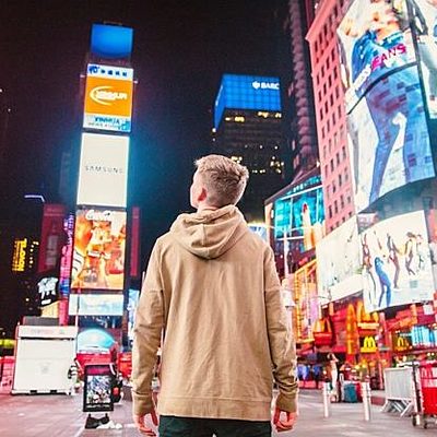 Timeline: ANTECEDENTES DE LA PUBLICIDAD