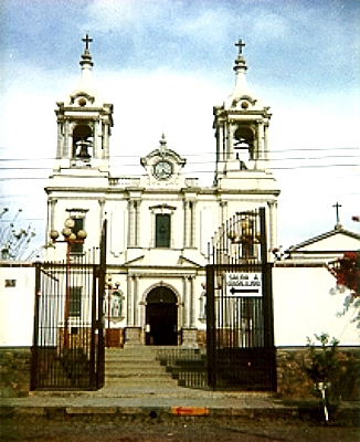 Fundación de la provincia de Ávalos