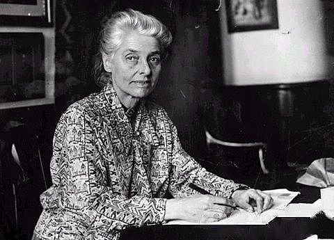 MARTHA BEATRICE POTTER WEBB