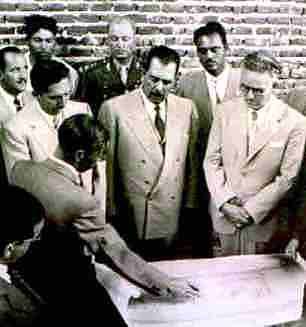 Se publica la Ley de  Secretarias y Departamentos de Estado