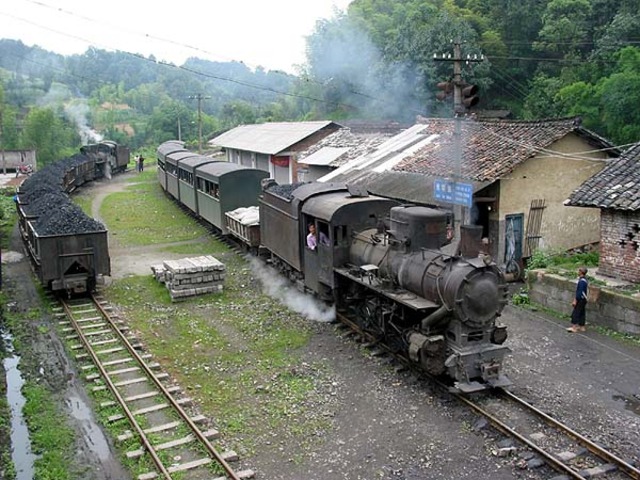 Coal becomes railway and home fuel