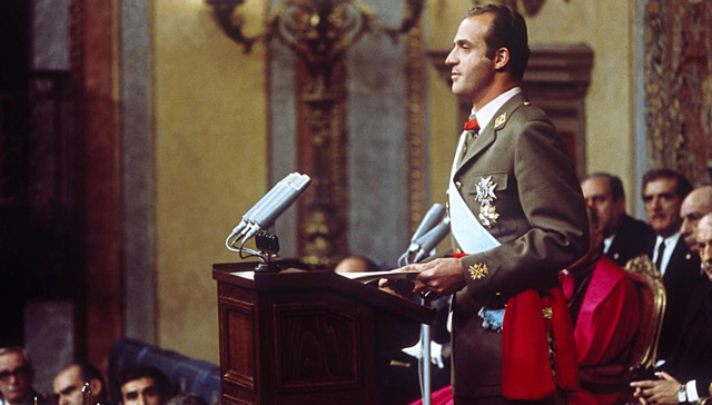 Comienzo de reinado de Juan Carlos I de España